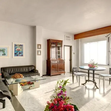 L'angolo Di Beppe 4* 토레 라필로