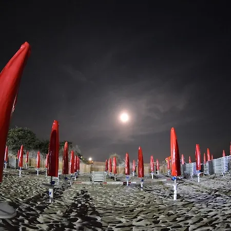 L'angolo Di Beppe 4* 토레 라필로